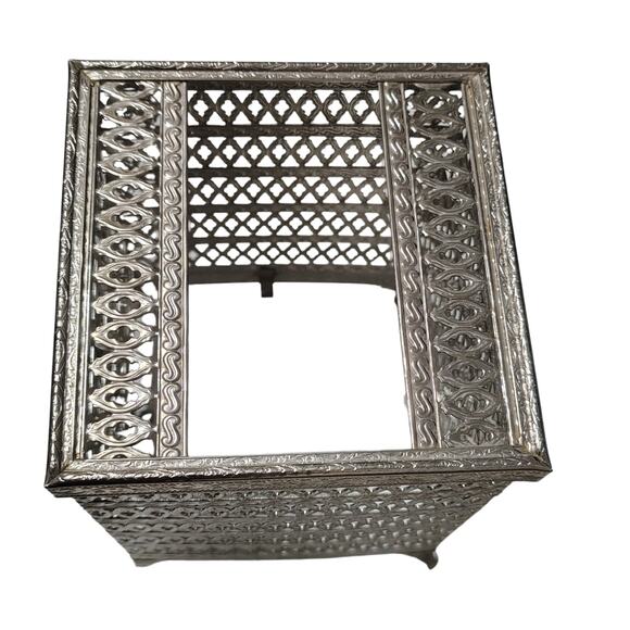 1960s Ornate Filigree Design Silver Tone Tissue Box Holder Hollywood Regency Era - Picture 3 of 5